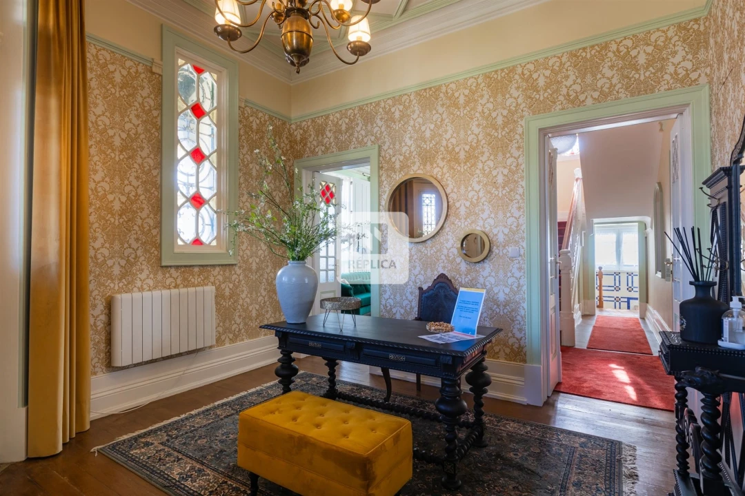 Moradia T6 para Venda em Arcozelo Foto 6