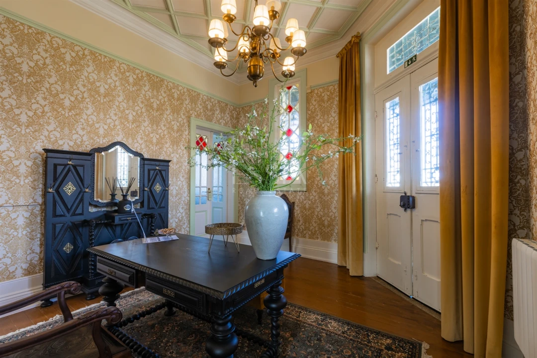 Moradia T6 para Venda em Arcozelo Foto 12