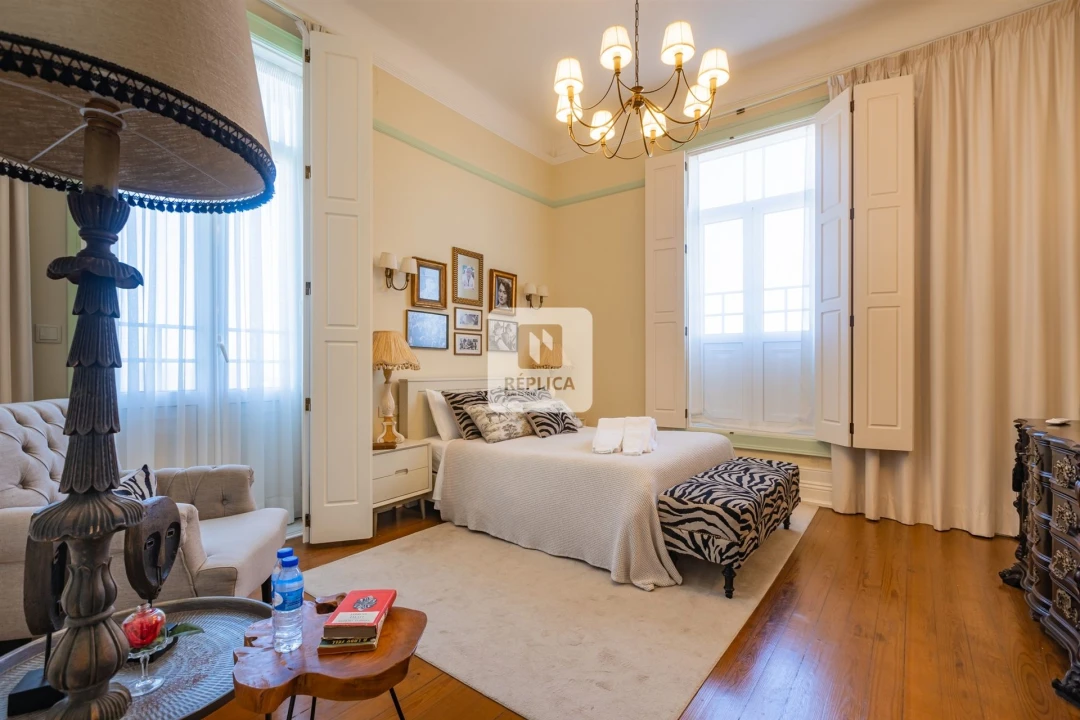 Moradia T6 para Venda em Arcozelo Foto 16