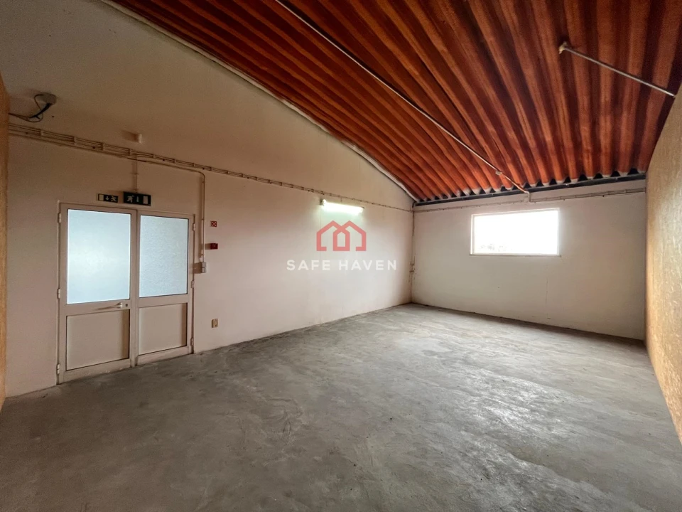 Loja para Arrendamento em Mangualde, Mesquitela e Cunha Alta Foto 11