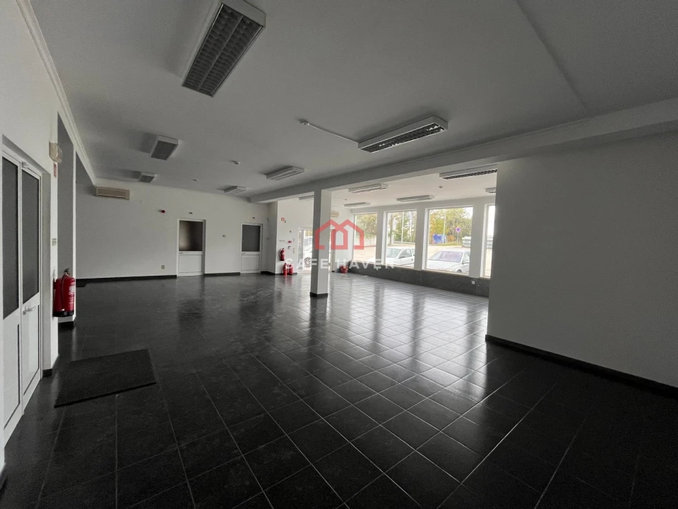 Loja para Arrendamento em Mangualde, Mesquitela e Cunha Alta Foto 10