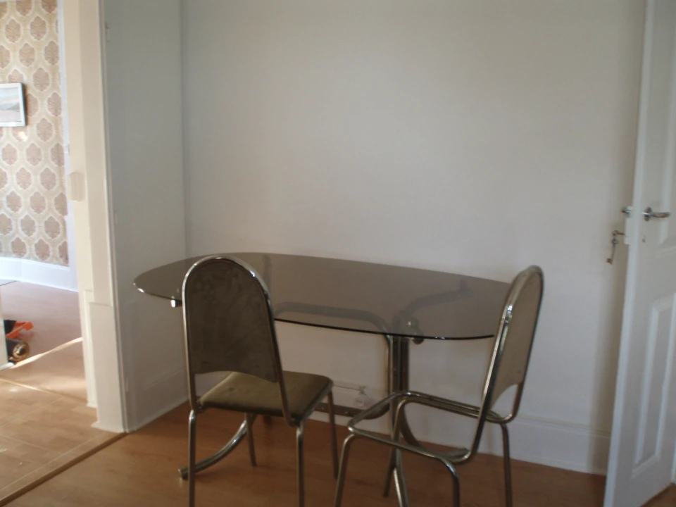 Quarto para Arrendamento em Sé Nova, Santa Cruz, Almedina e São Bartolomeu Foto 2