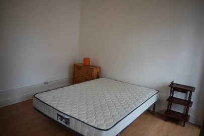 Quarto para Arrendamento em Sé Nova, Santa Cruz, Almedina e São Bartolomeu