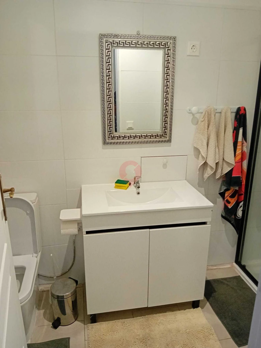 Moradia T5 para Venda em Covas Foto 11