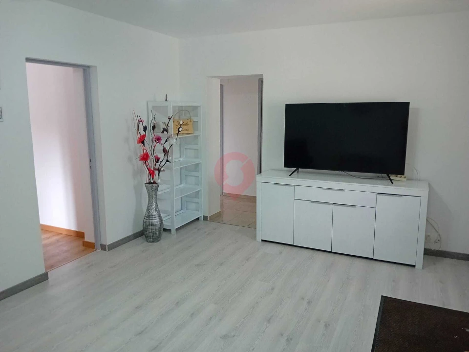 Moradia T5 para Venda em Covas Foto 7