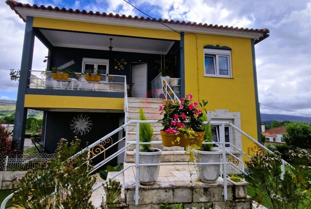 Moradia T5 para Venda em Covas Foto 17