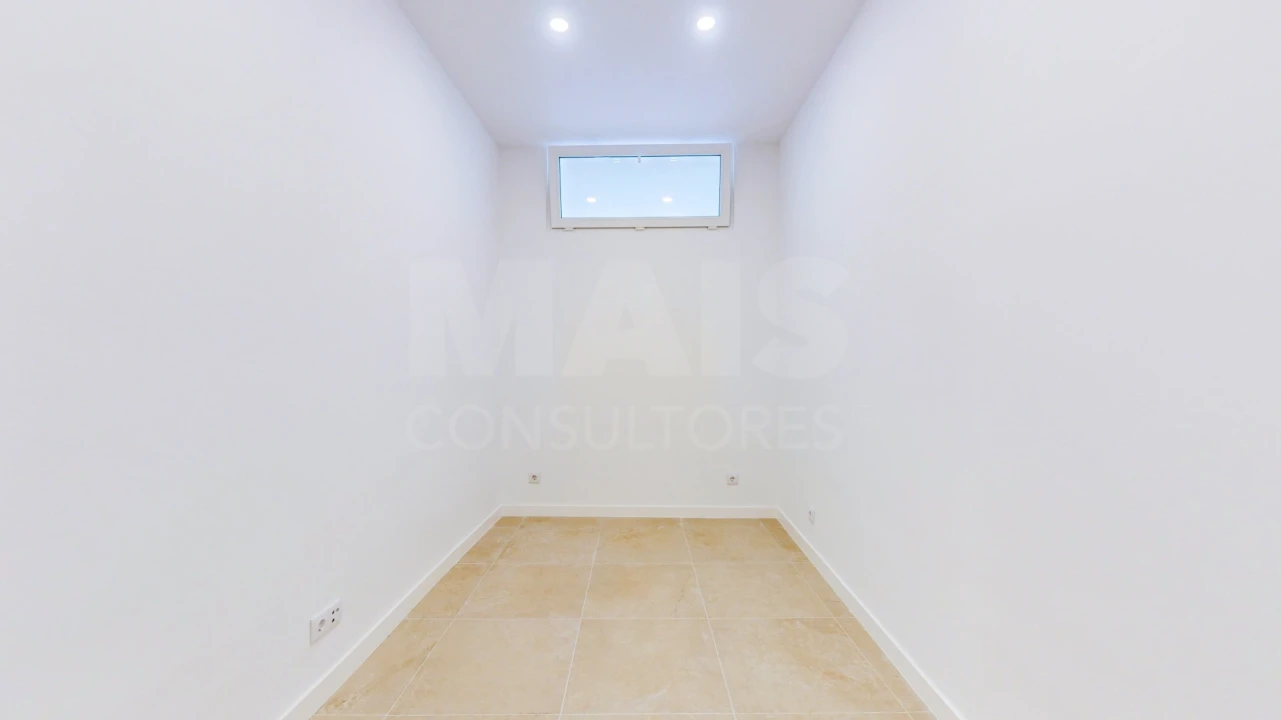 Apartamento T2 para Venda em Moscavide e Portela Foto 11