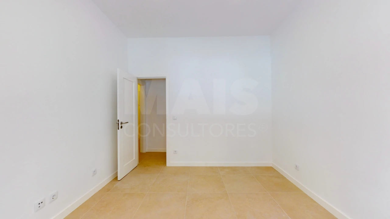 Apartamento T2 para Venda em Moscavide e Portela Foto 6