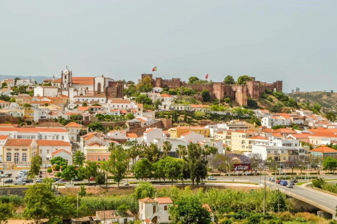 Moradia T6 para Venda em Silves Foto 39