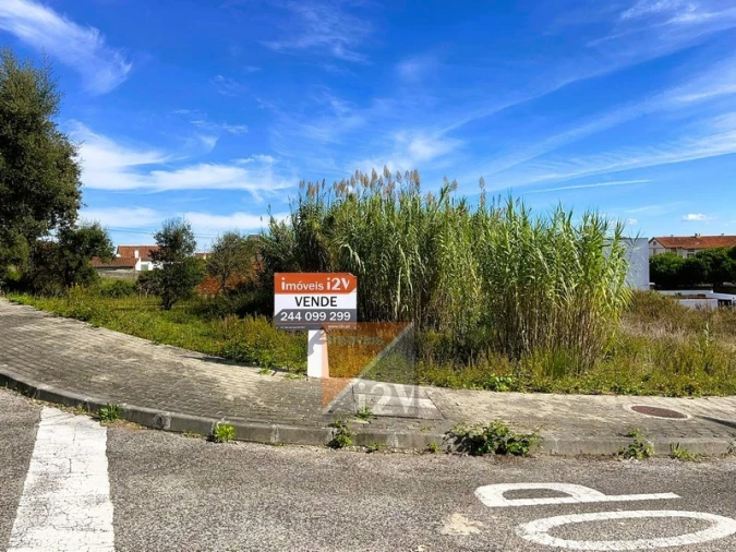 Terreno para Venda em Marrazes e Barosa Foto 1