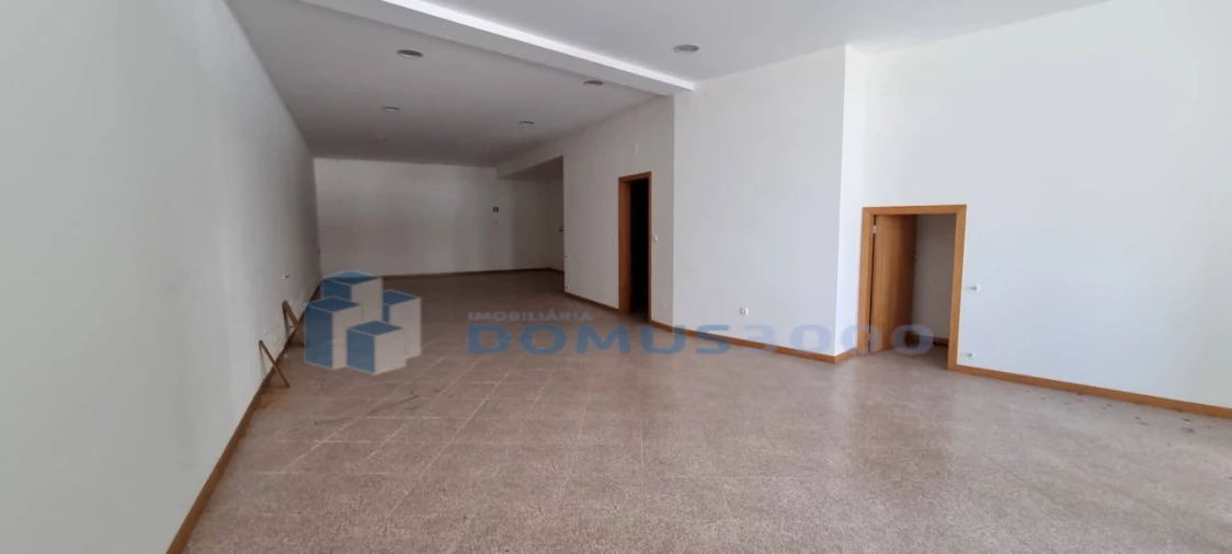 Loja para Venda em Murça Foto 3