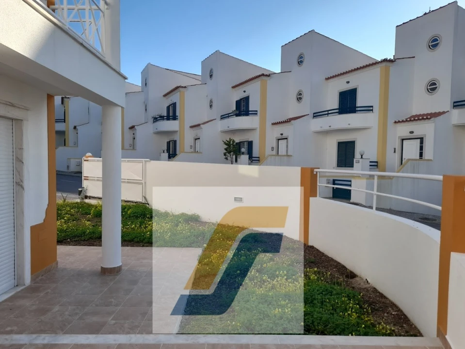 Moradia T4 para Venda em Ericeira Foto 3