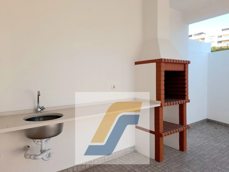 Moradia T4 para Venda em Ericeira Foto 13