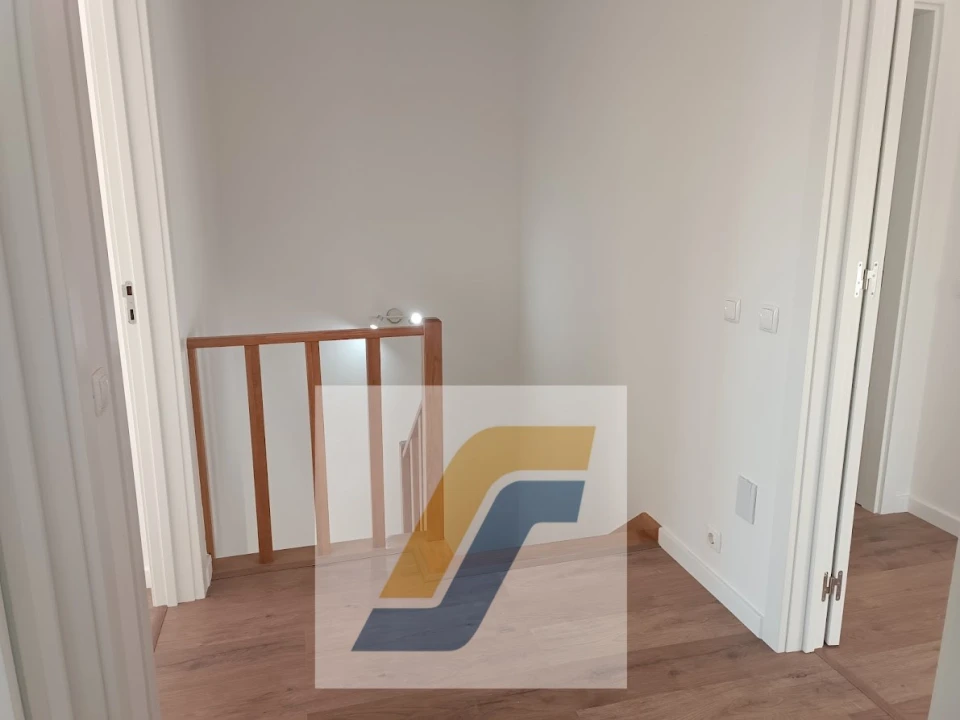 Moradia T4 para Venda em Ericeira Foto 30