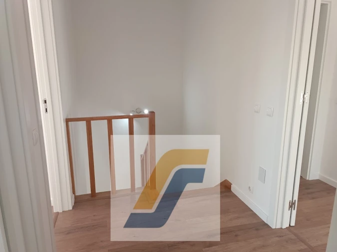 Moradia T4 para Venda em Ericeira Foto 30