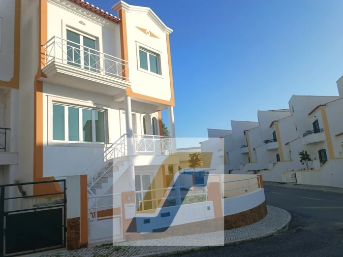 Moradia T4 para Venda em Ericeira Foto 50