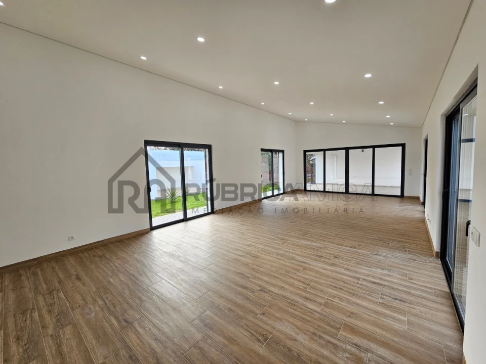 Moradia T3 para Venda em Loule (São Clemente) Foto 3