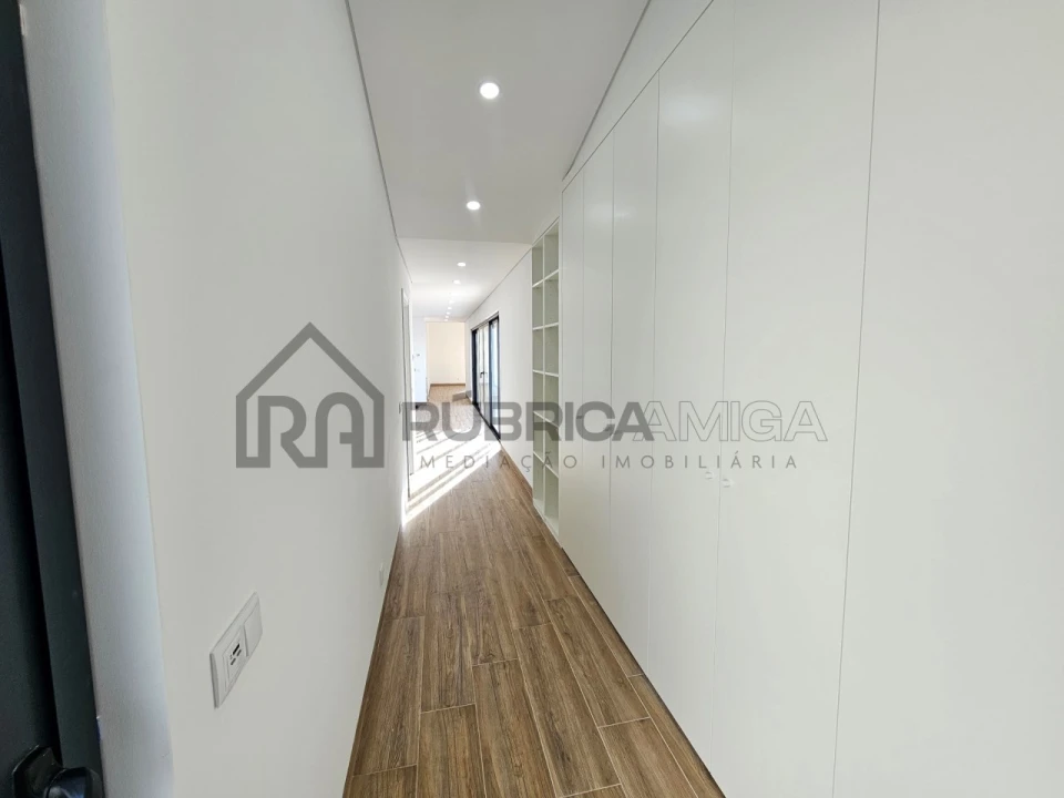 Moradia T3 para Venda em Loule (São Clemente) Foto 9