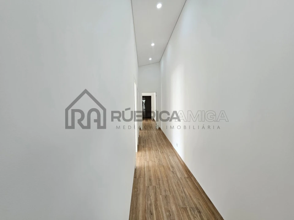 Moradia T3 para Venda em Loule (São Clemente) Foto 10