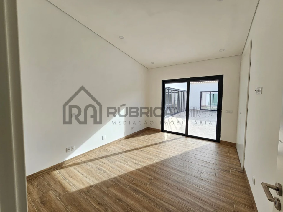 Moradia T3 para Venda em Loule (São Clemente) Foto 15