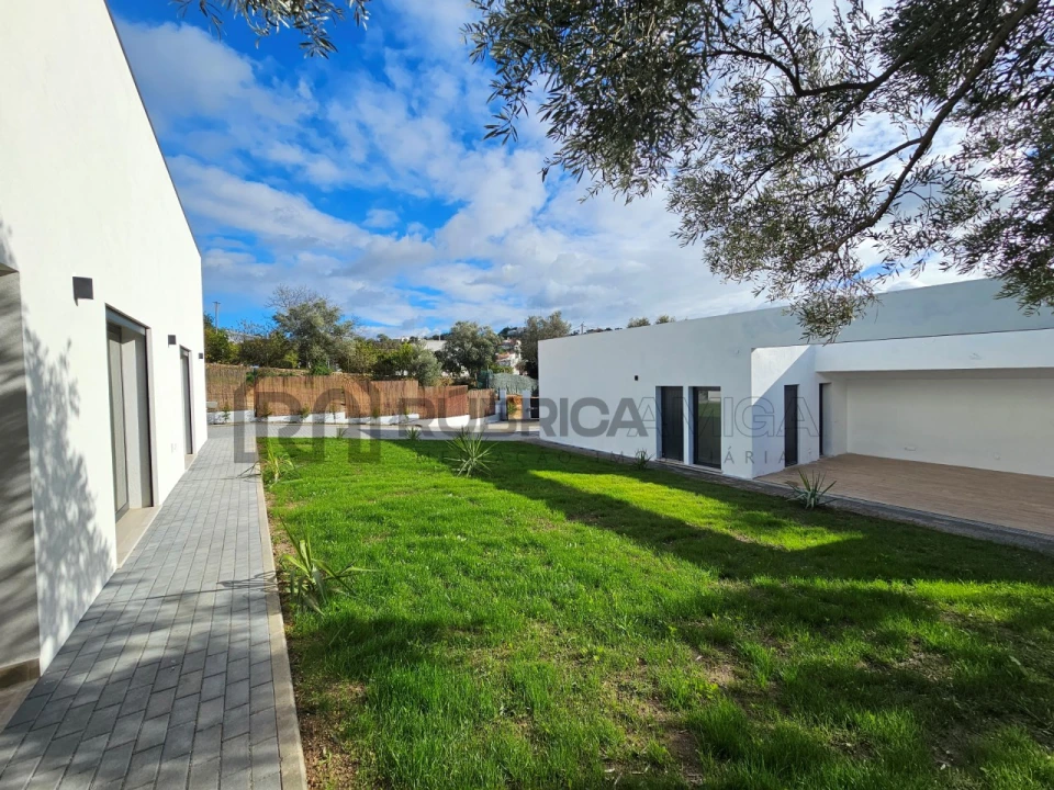 Moradia T3 para Venda em Loule (São Clemente) Foto 26