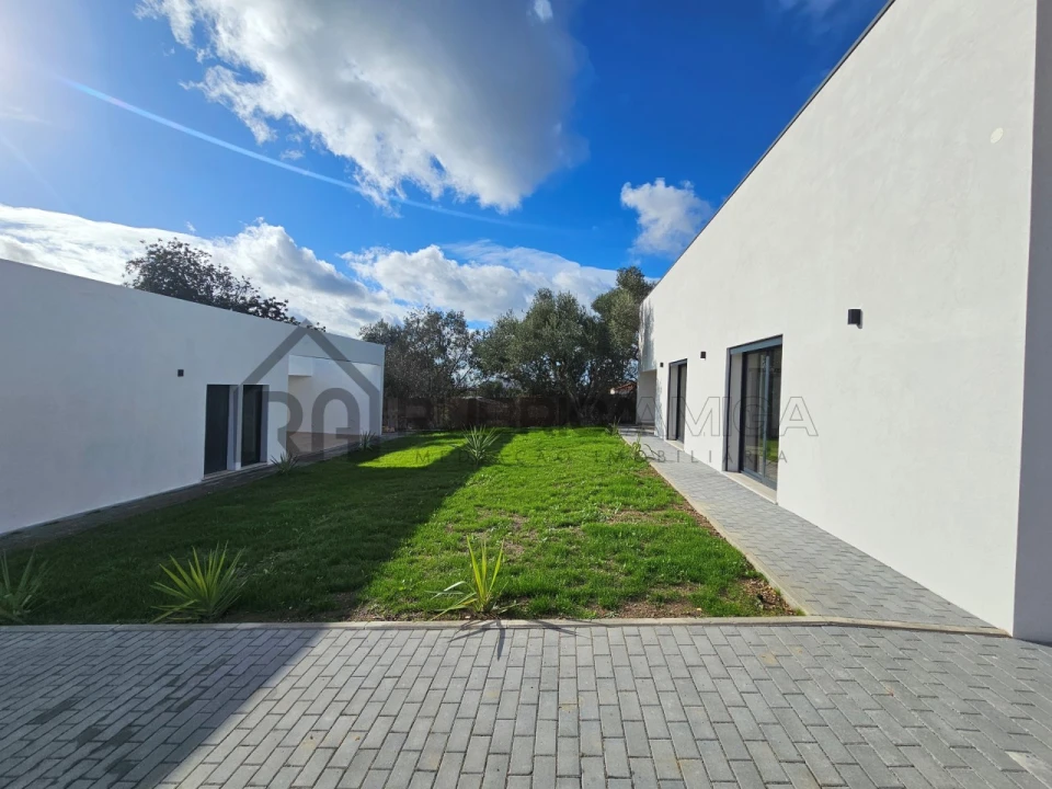 Moradia T3 para Venda em Loule (São Clemente) Foto 28