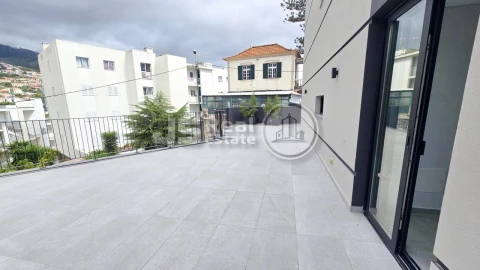 Apartamento T3 para Venda em Santo Antonio