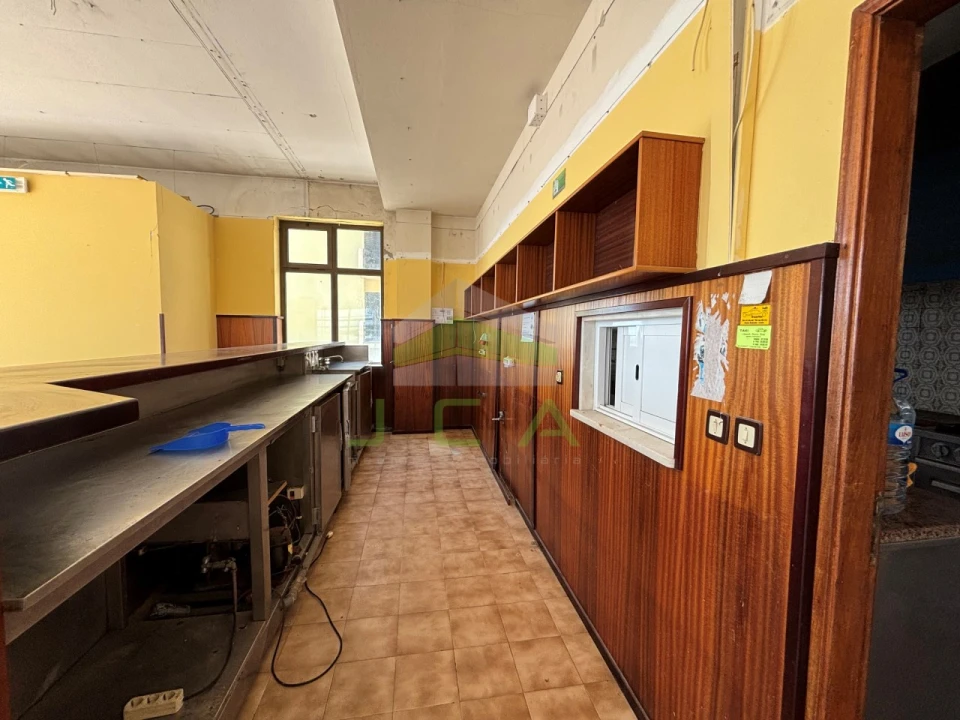 Loja para Venda em Coimbrão Foto 3