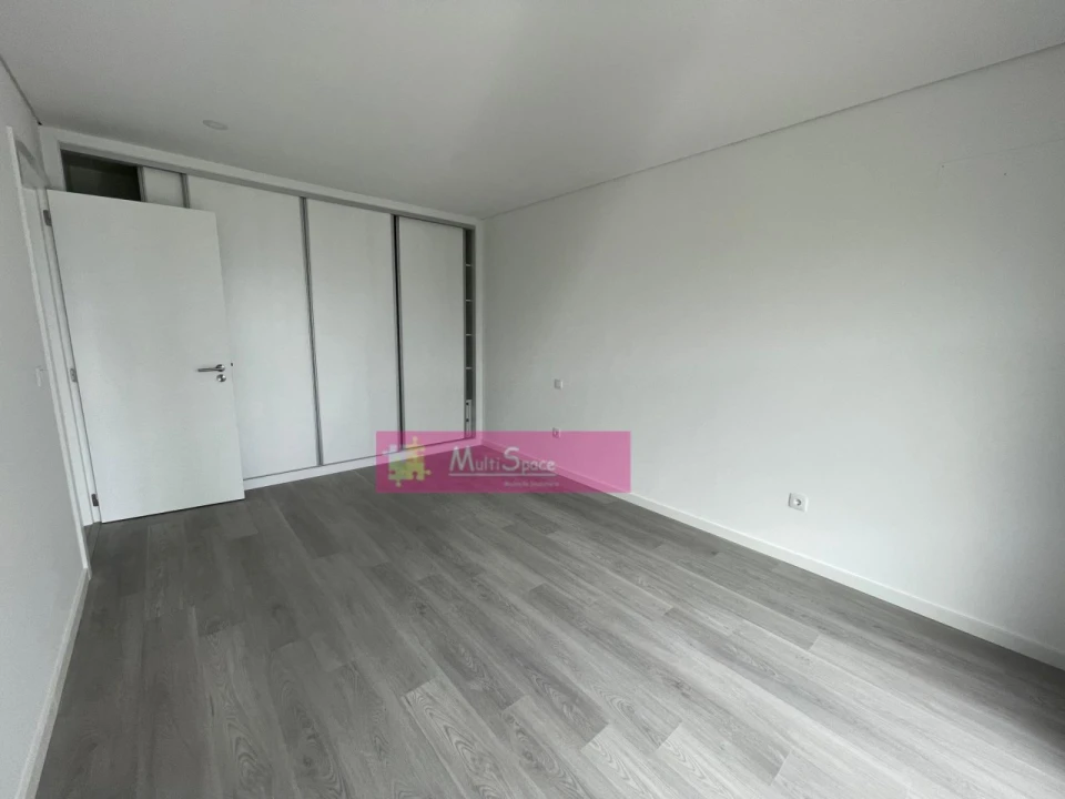 Moradia T3 para Venda em Nossa Senhora das Misericordias Foto 20