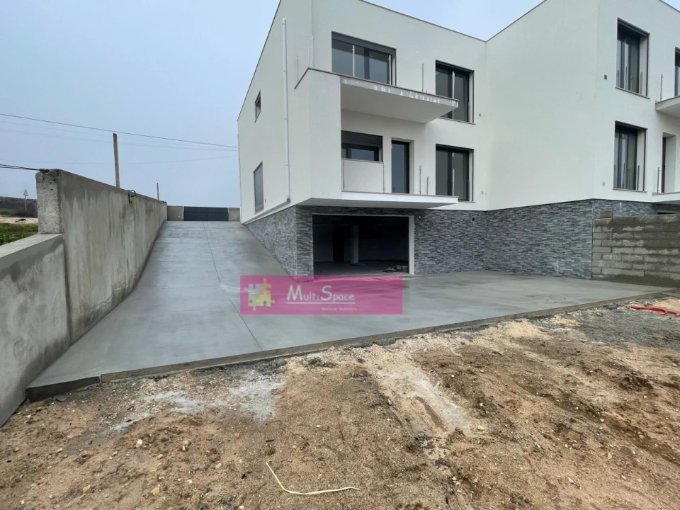 Moradia T3 para Venda em Nossa Senhora das Misericordias Foto 30