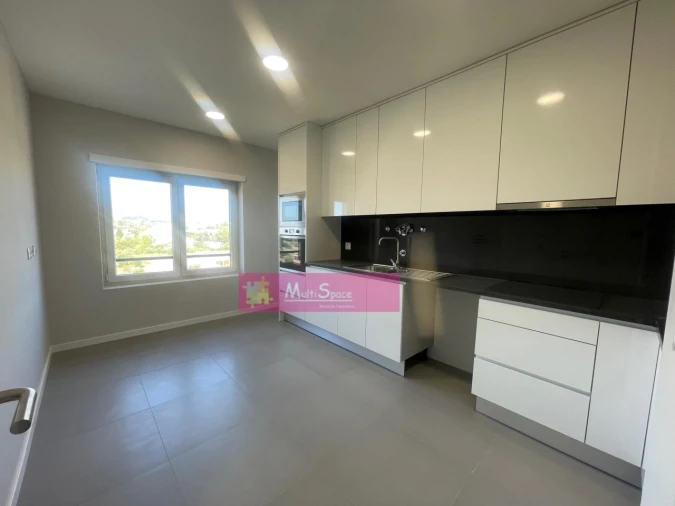 Apartamento T3 para Venda em Torres Novas (Santa Maria, Salvador e Santiago) Foto 2