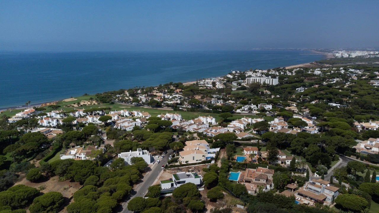 Terreno P/ Prédio para Venda em Almancil Foto 3