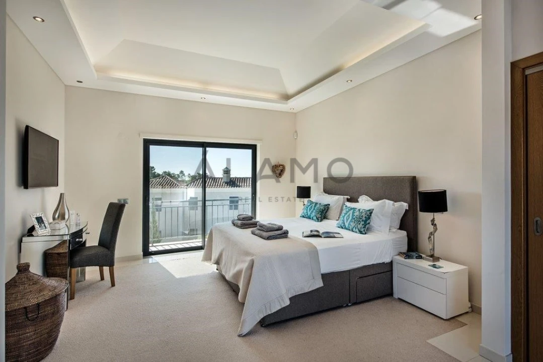 Moradia T6 para Venda em Almancil Foto 30