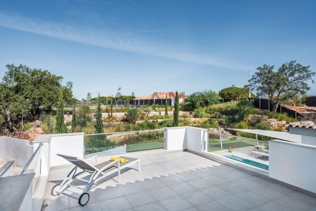 Moradia T6 para Venda em Almancil Foto 33