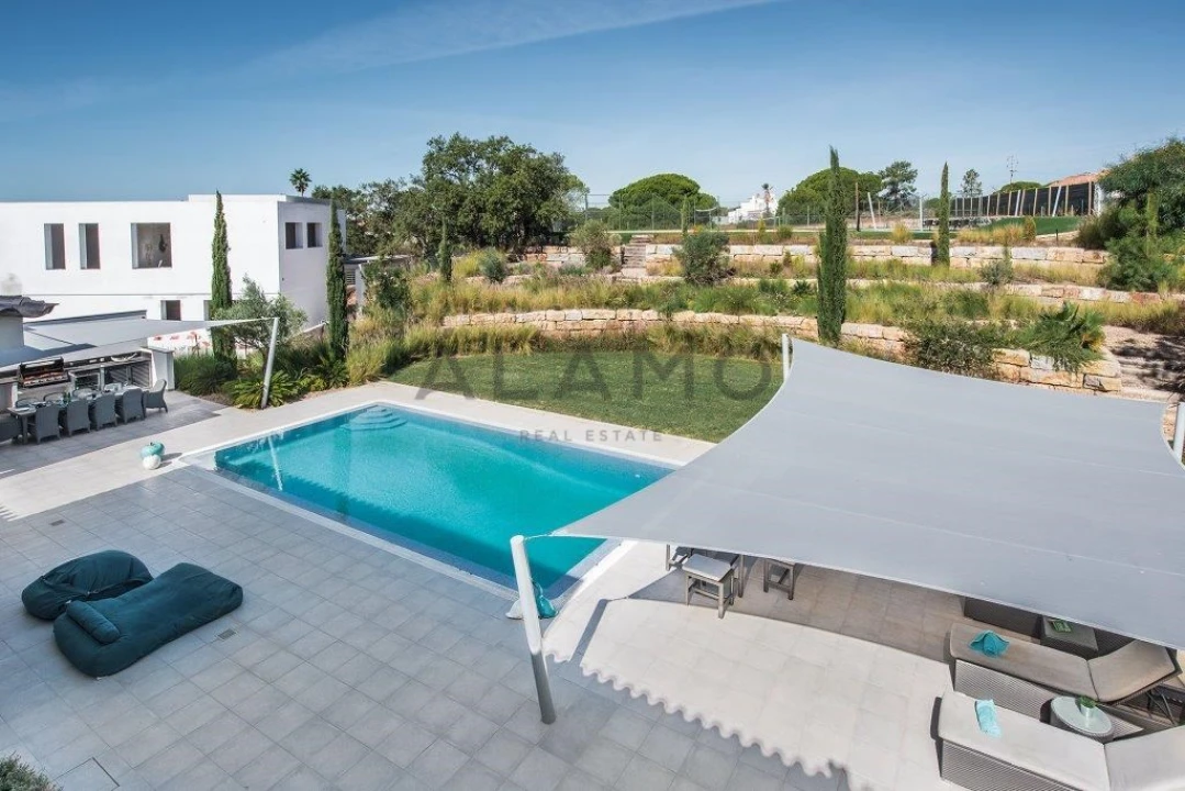 Moradia T6 para Venda em Almancil Foto 35