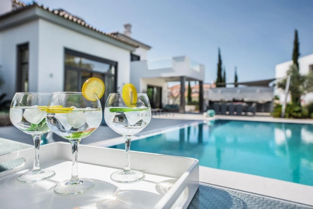 Moradia T6 para Venda em Almancil Foto 46