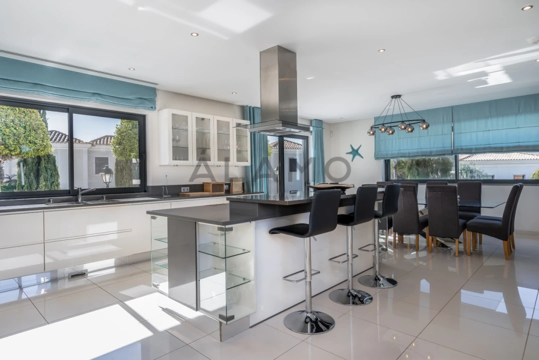 Moradia T6 para Venda em Almancil Foto 63