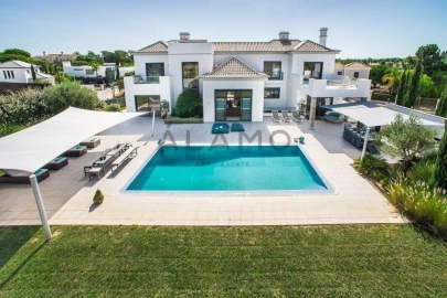 Moradia T6 para Venda em Almancil