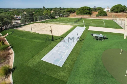 Moradia T6 para Venda em Almancil