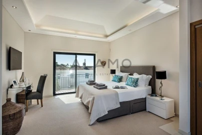 Moradia T6 para Venda em Almancil