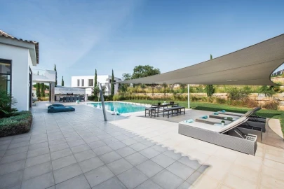 Moradia T6 para Venda em Almancil