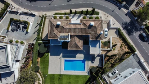 Moradia T6 para Venda em Almancil