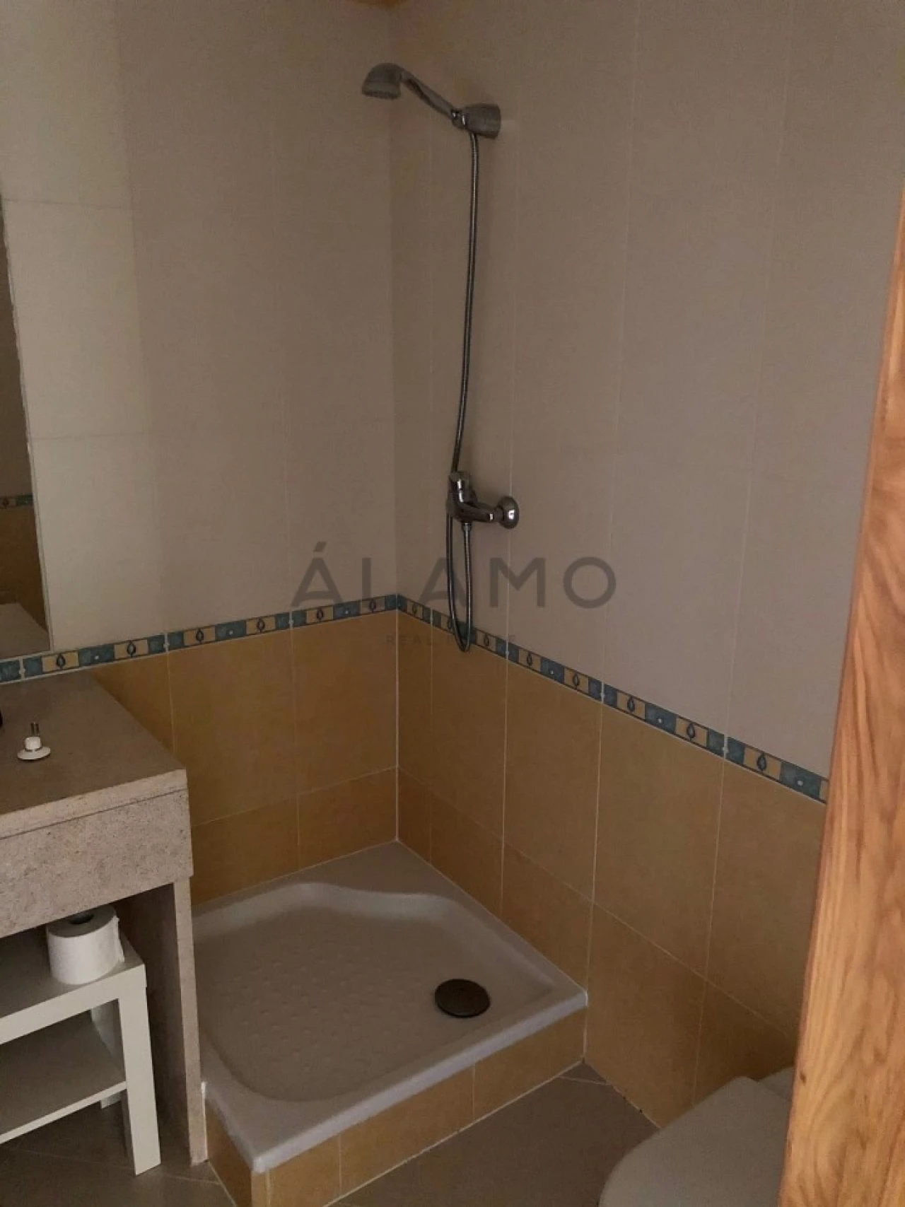 Apartamento T3 para Venda em Quarteira Foto 11