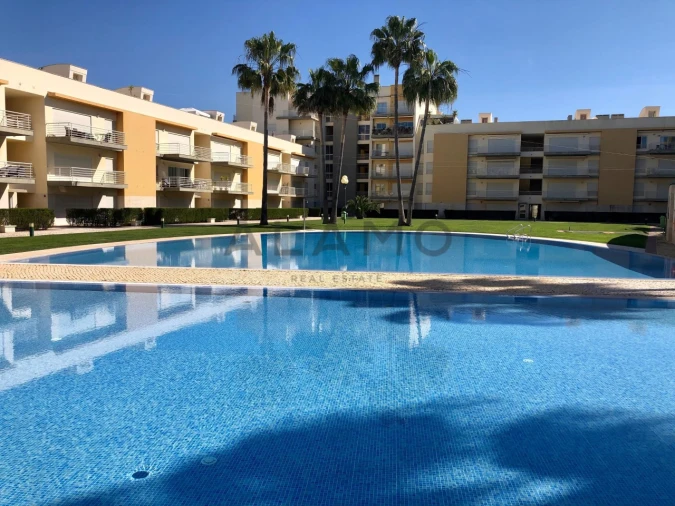 Apartamento T3 para Venda em Quarteira Foto 2