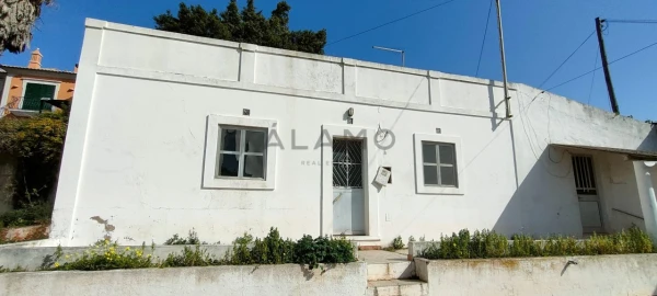 Terreno para Venda em Loule (São Sebastião)