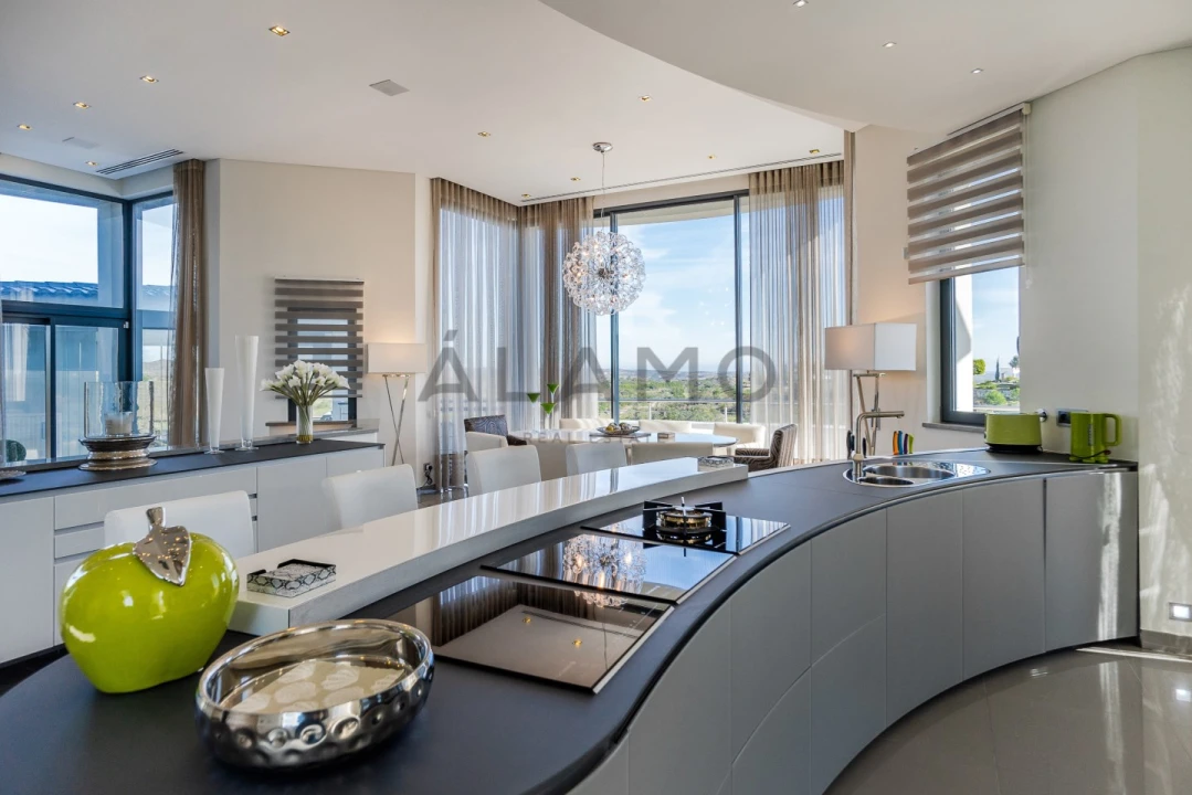 Moradia T5 para Venda em Vila Nova de Cacela Foto 7