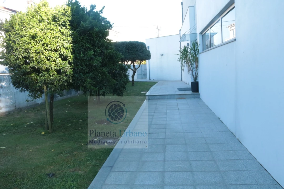 Moradia T5 para Venda em Paredes Foto 9