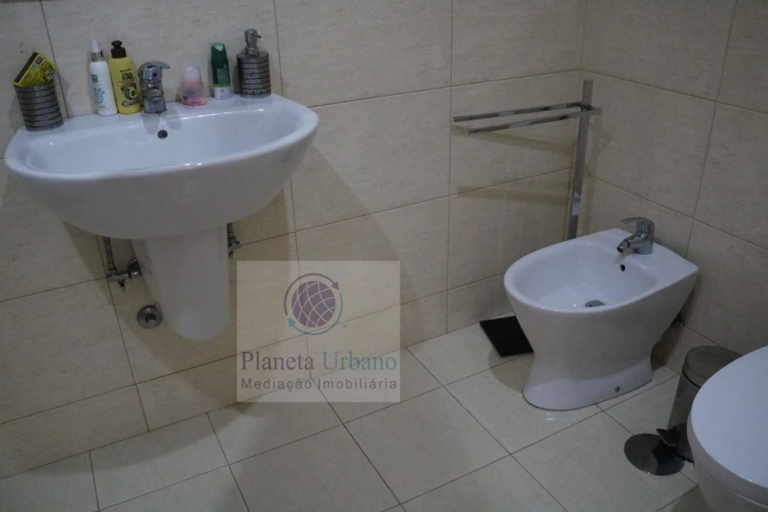 Moradia T5 para Venda em Paredes Foto 17