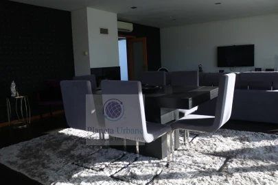 Moradia T5 para Venda em Paredes