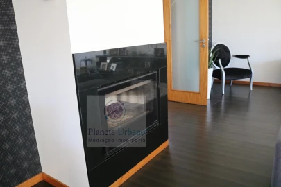 Moradia T5 para Venda em Paredes